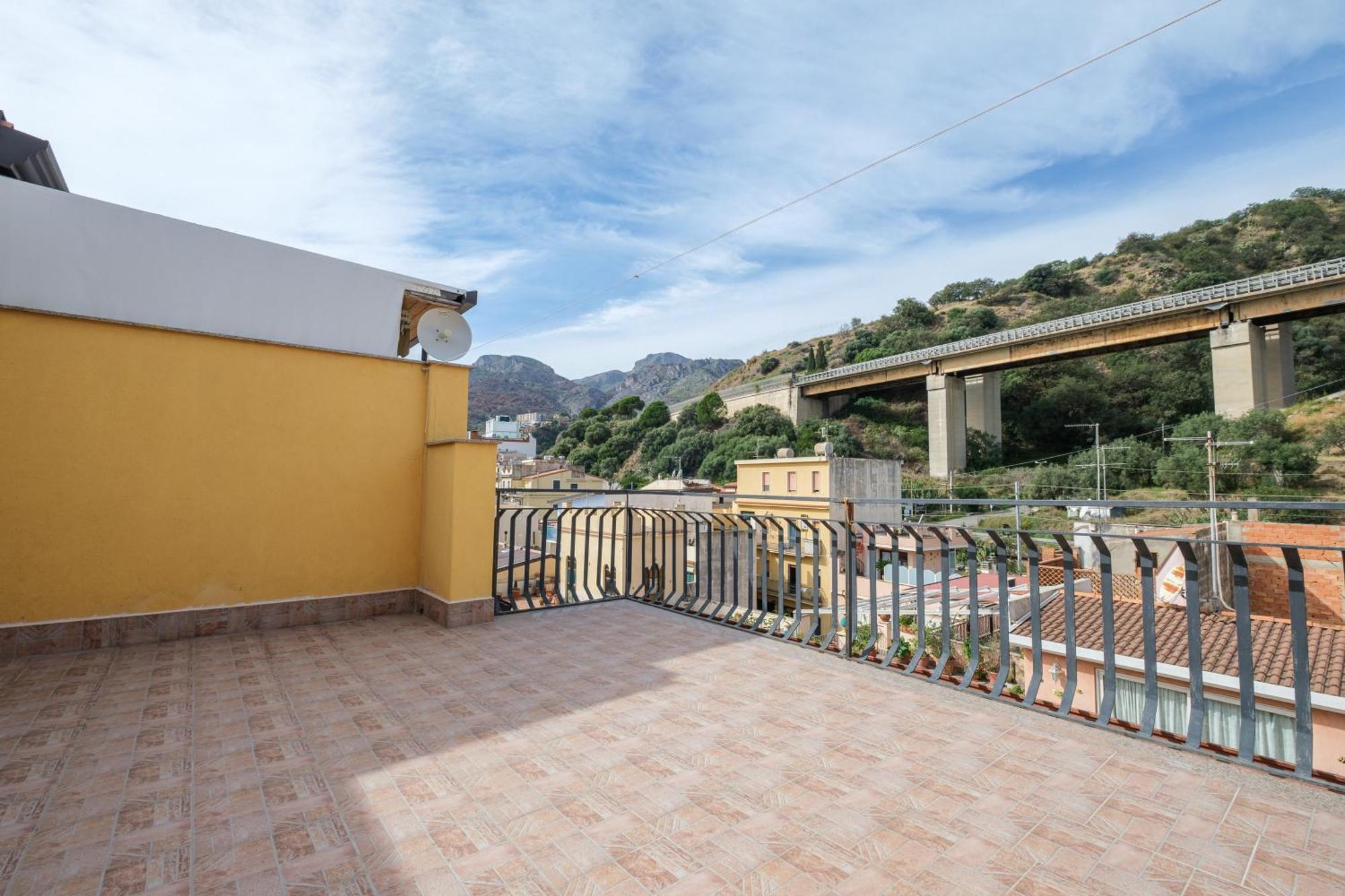 Casa Del Girasole Villa Letojanni Exteriör bild